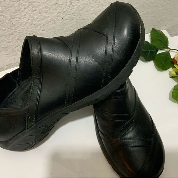 MERRELL Black Leather Select Fresh Air Cushion Mules Clogs 9.5 - Picture 3 of 10